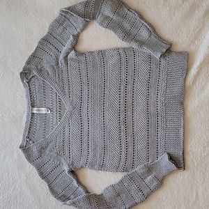 3/$30! Aeropostale size M Gray Sweater